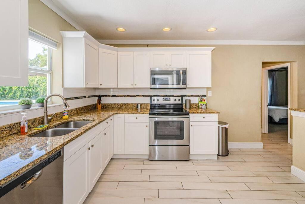 坦帕Beautiful Pool House In Old Seminole Heights!别墅 外观 照片