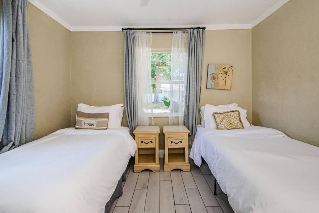 坦帕Beautiful Pool House In Old Seminole Heights!别墅 外观 照片