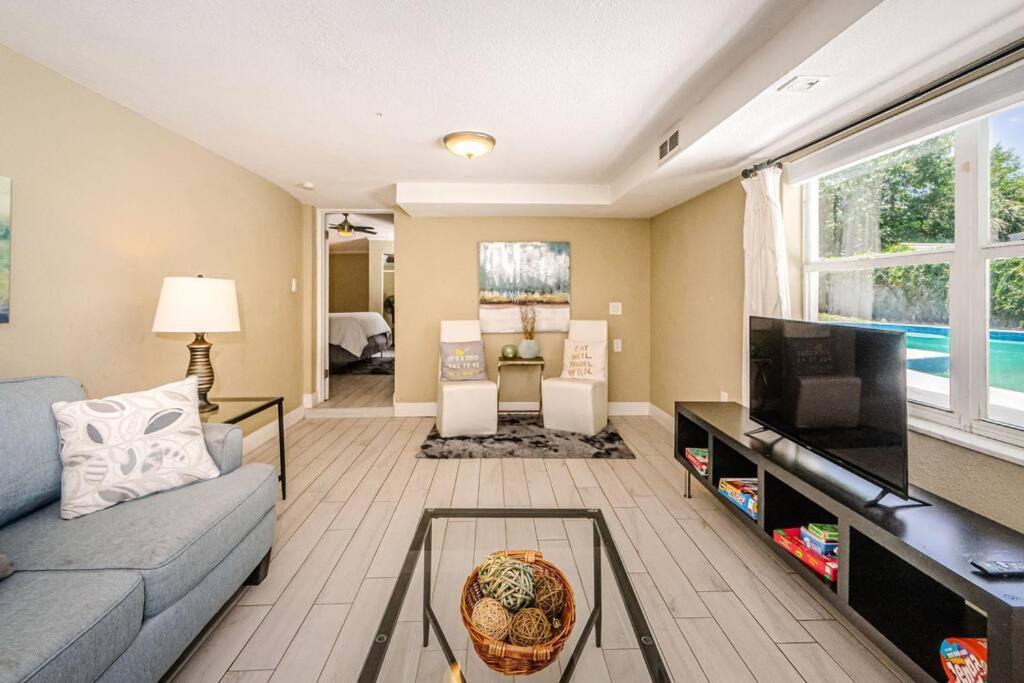 坦帕Beautiful Pool House In Old Seminole Heights!别墅 外观 照片