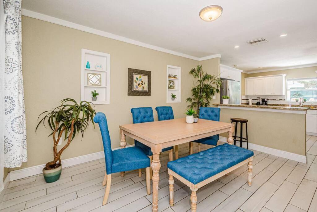 坦帕Beautiful Pool House In Old Seminole Heights!别墅 外观 照片