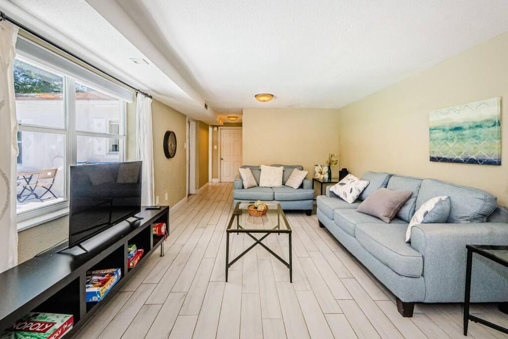 坦帕Beautiful Pool House In Old Seminole Heights!别墅 外观 照片